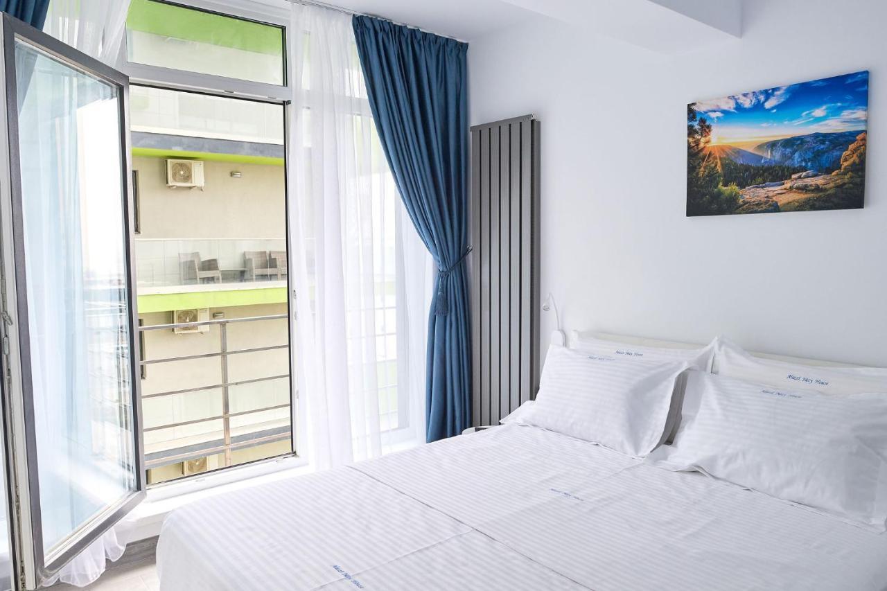 Nety House N Pool Mamaia