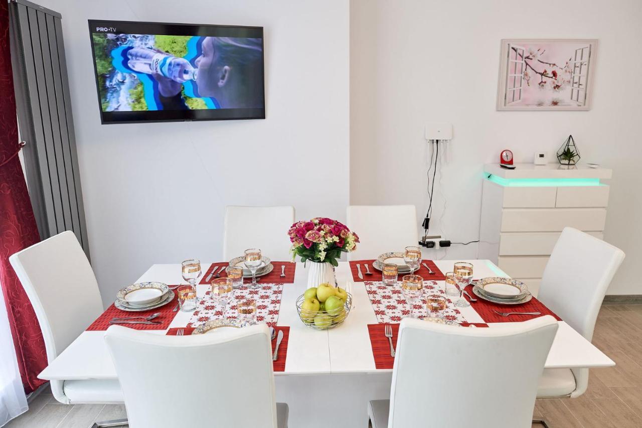 Apartment Nety House N Pool Mamaia